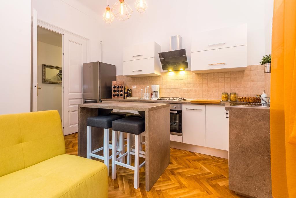 Conty Apartment Rijeka Exterior photo